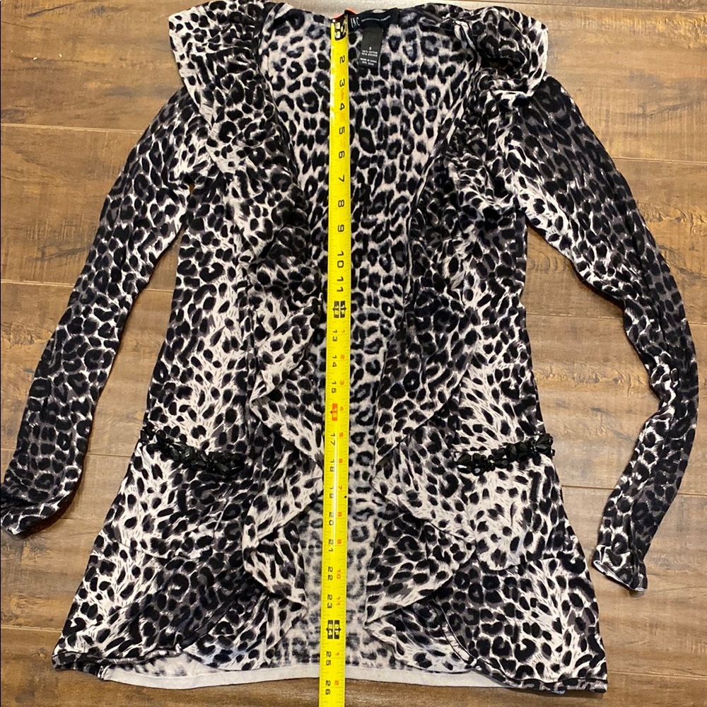 Leopard Print Ruffle Cardigan - Picture 5 of 5